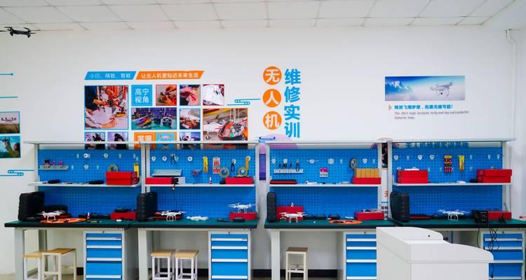 广州电脑维修教程培训学校——打造你的电脑维修专家之路（以专业教学为核心，成就你的维修梦想）